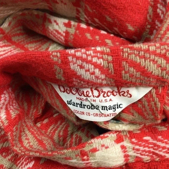 Vintage Bobbie Brooks red/tan pleated plaid  skirt​ - Picture 2 of 5